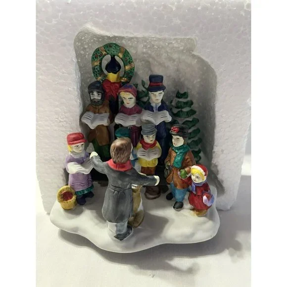 porcelain figurines hand painted dickens collectables - Picture 2 of 8